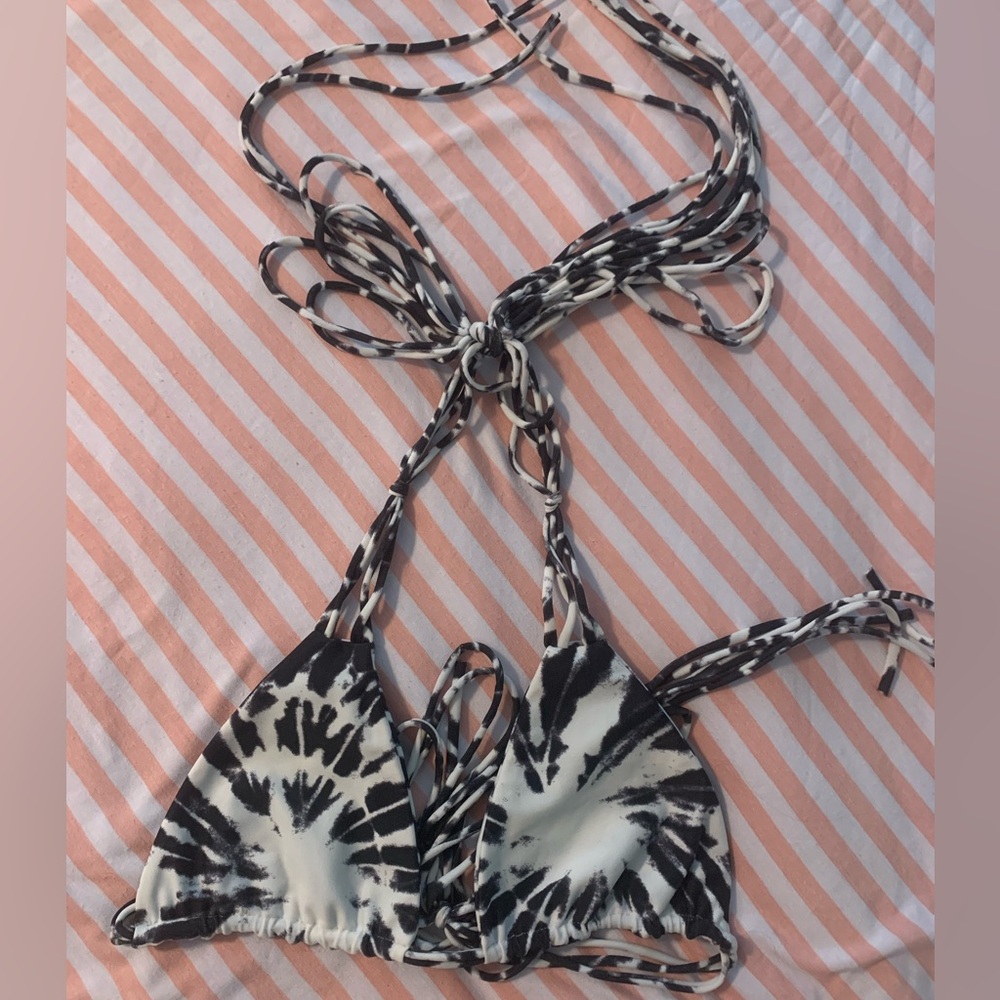 Mikoh bikini top